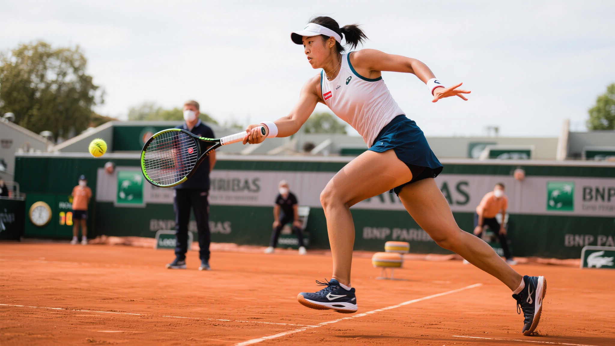 场热身赛中 场热身赛中