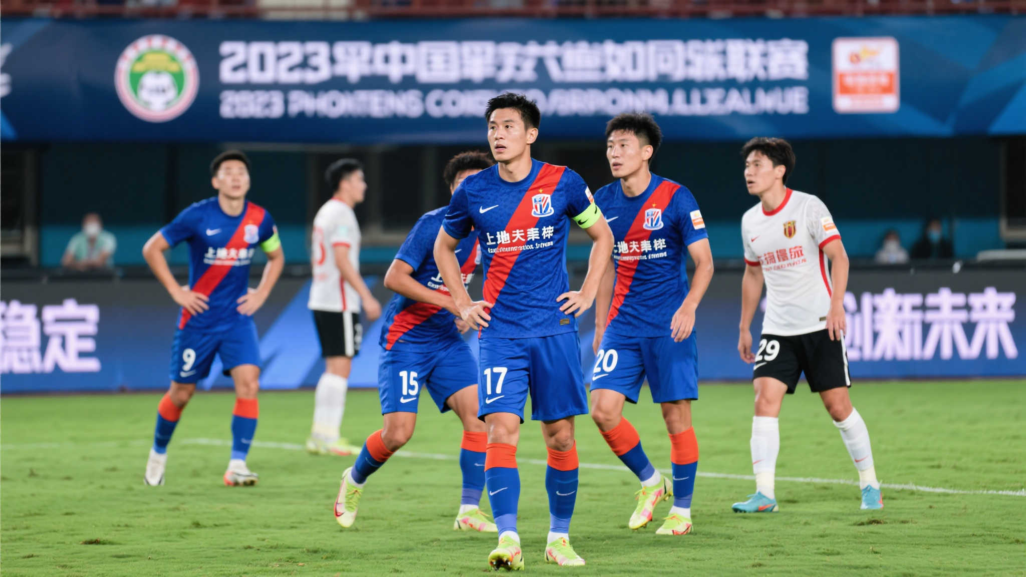 萨保持忠诚 萨保持忠诚