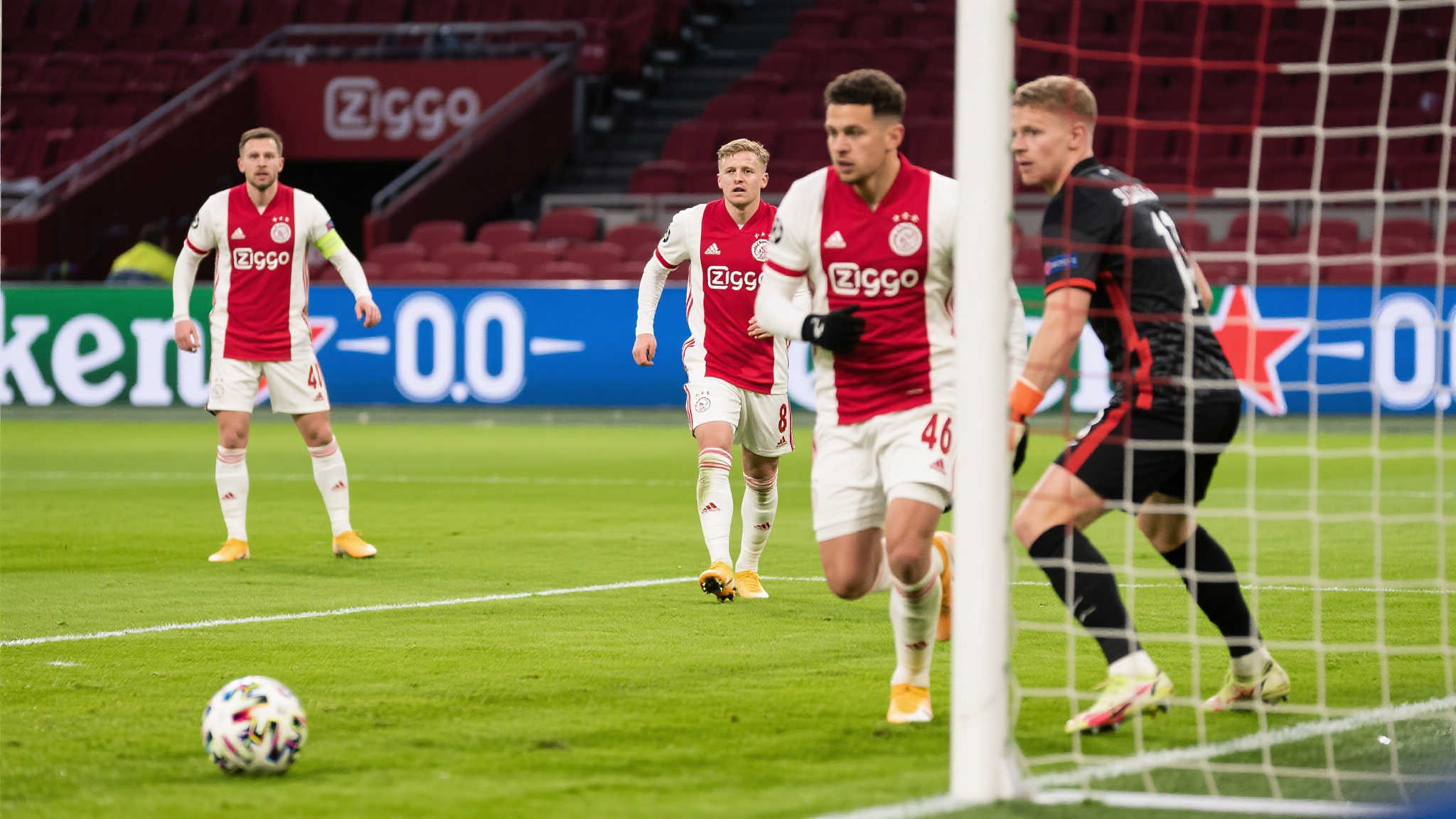 球队后防线 球队后防线